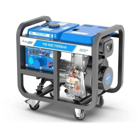 Дизельный генератор ТСС SDG 7000EHA, 220/12 В, 7кВт, на колёсах с АКБ [100033]