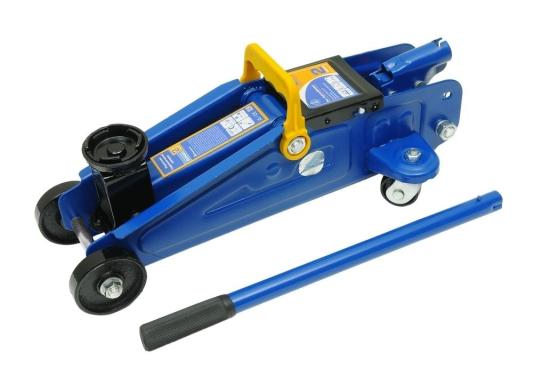 Домкрат KRAFT KT 820001  подкатной гидравлический 2т кейс